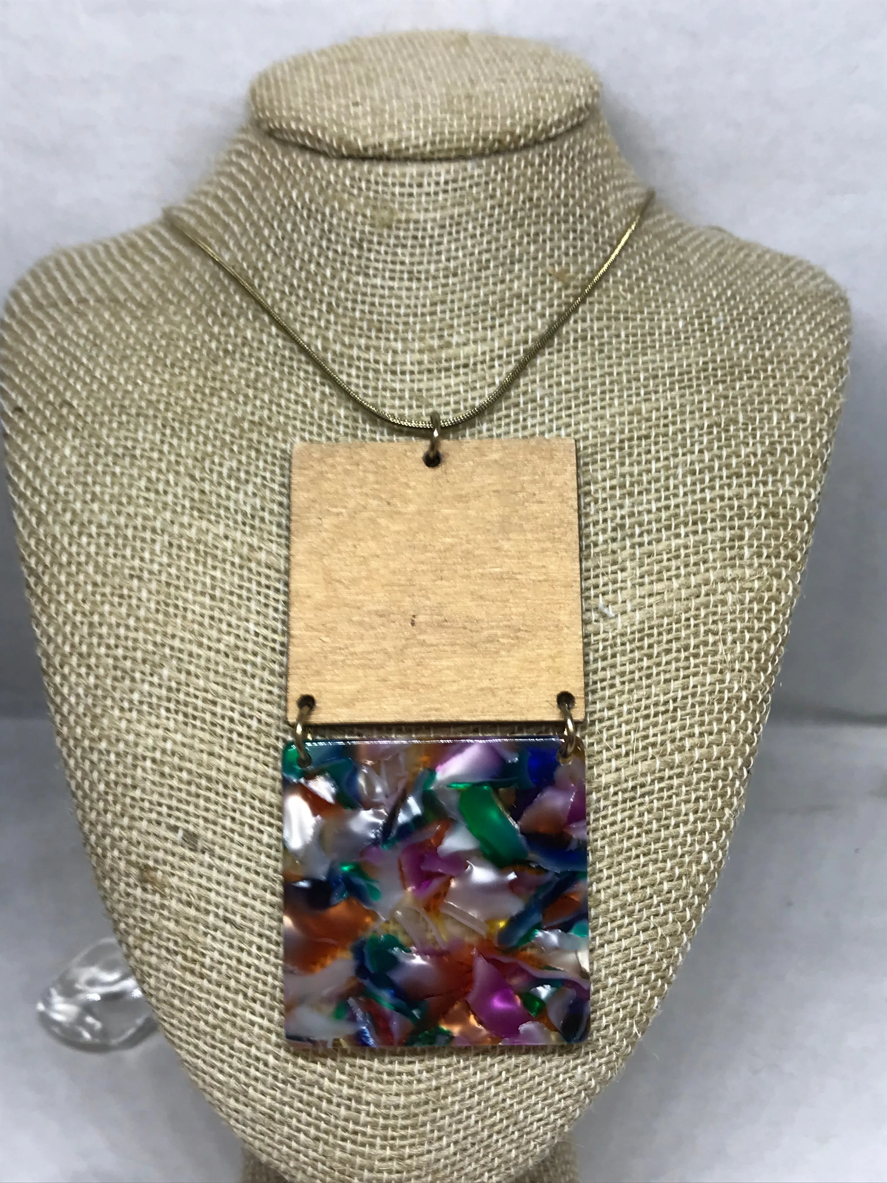 Different Styles of Necklaces