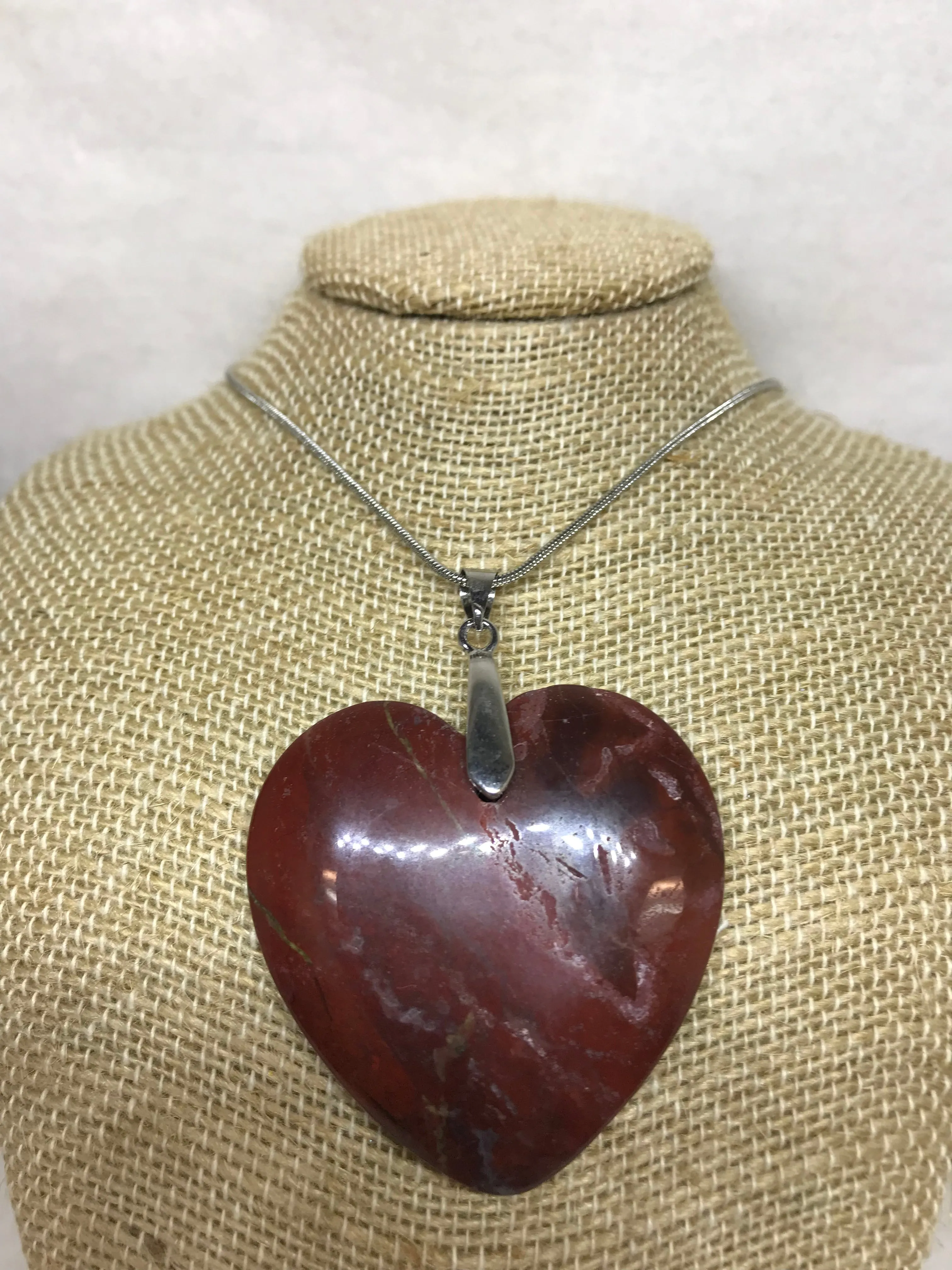 Different Styles of Necklaces