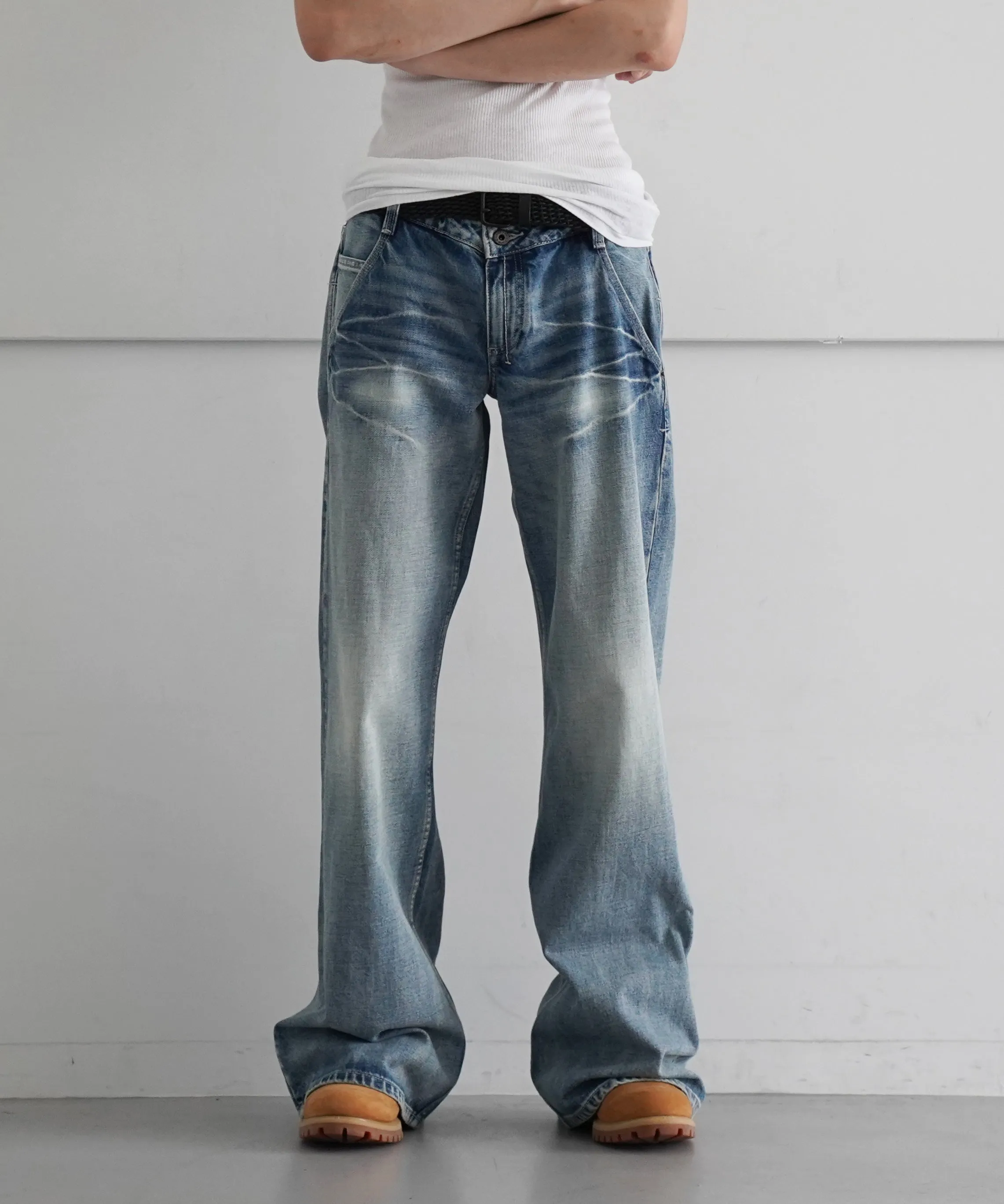 FAX COPY EXPRESS The Wide denim in light wash "LIGHT BLUE"