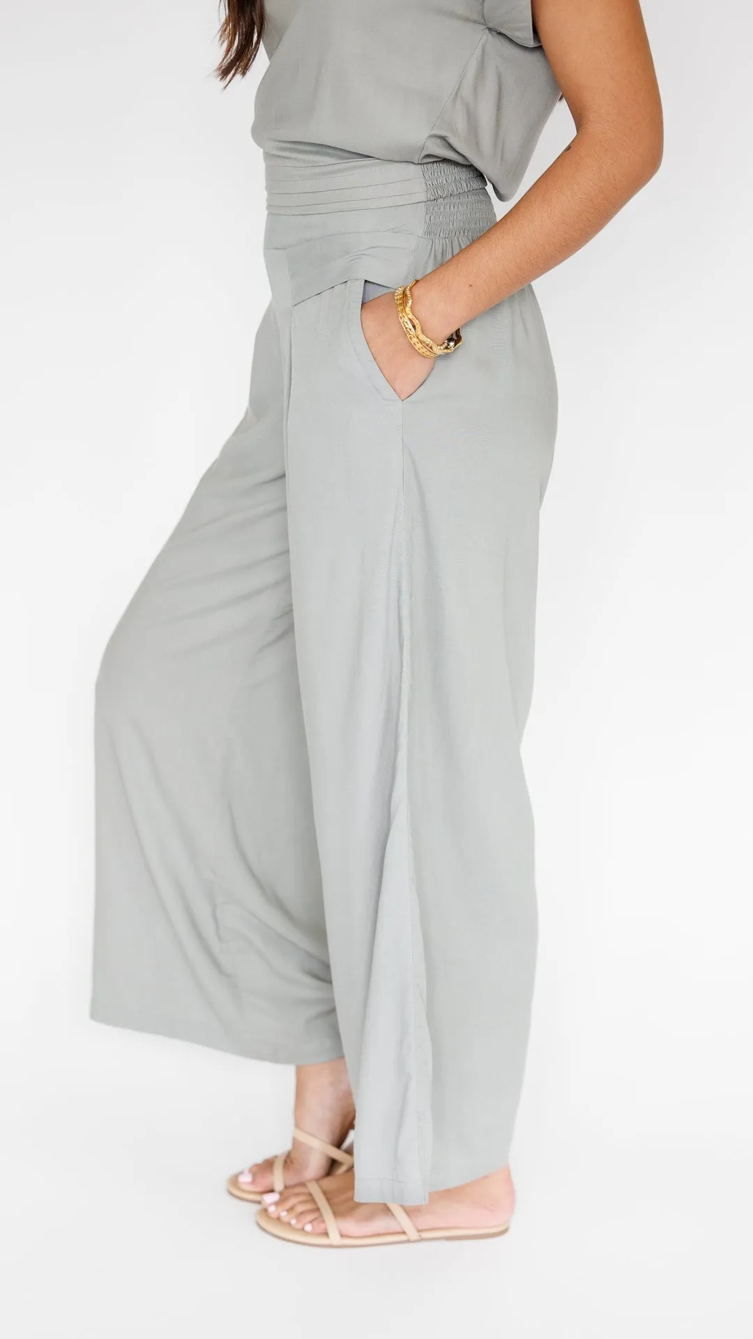Johanna Pant / Cloud