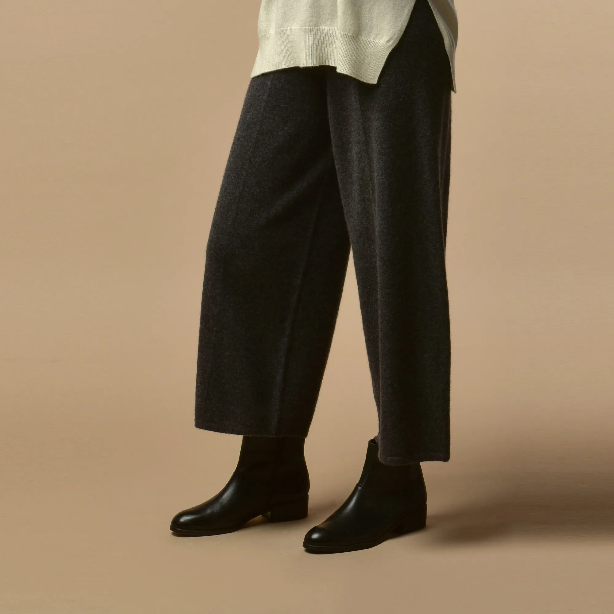 Loose Fit Pants_Graphite