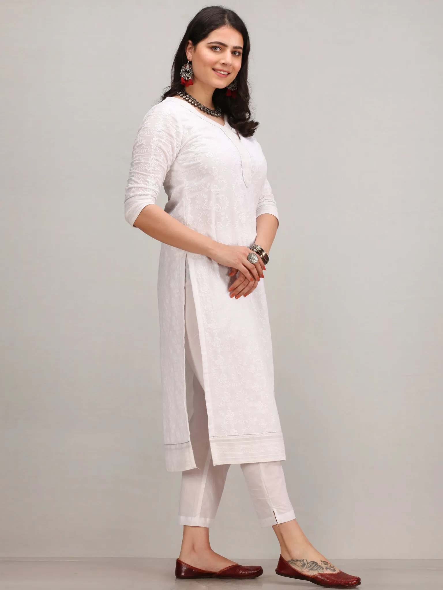 Noor Aifa -  Self Embroidered Kurta Pant Set With Mirror Work Dupatta - KS42BYYD2