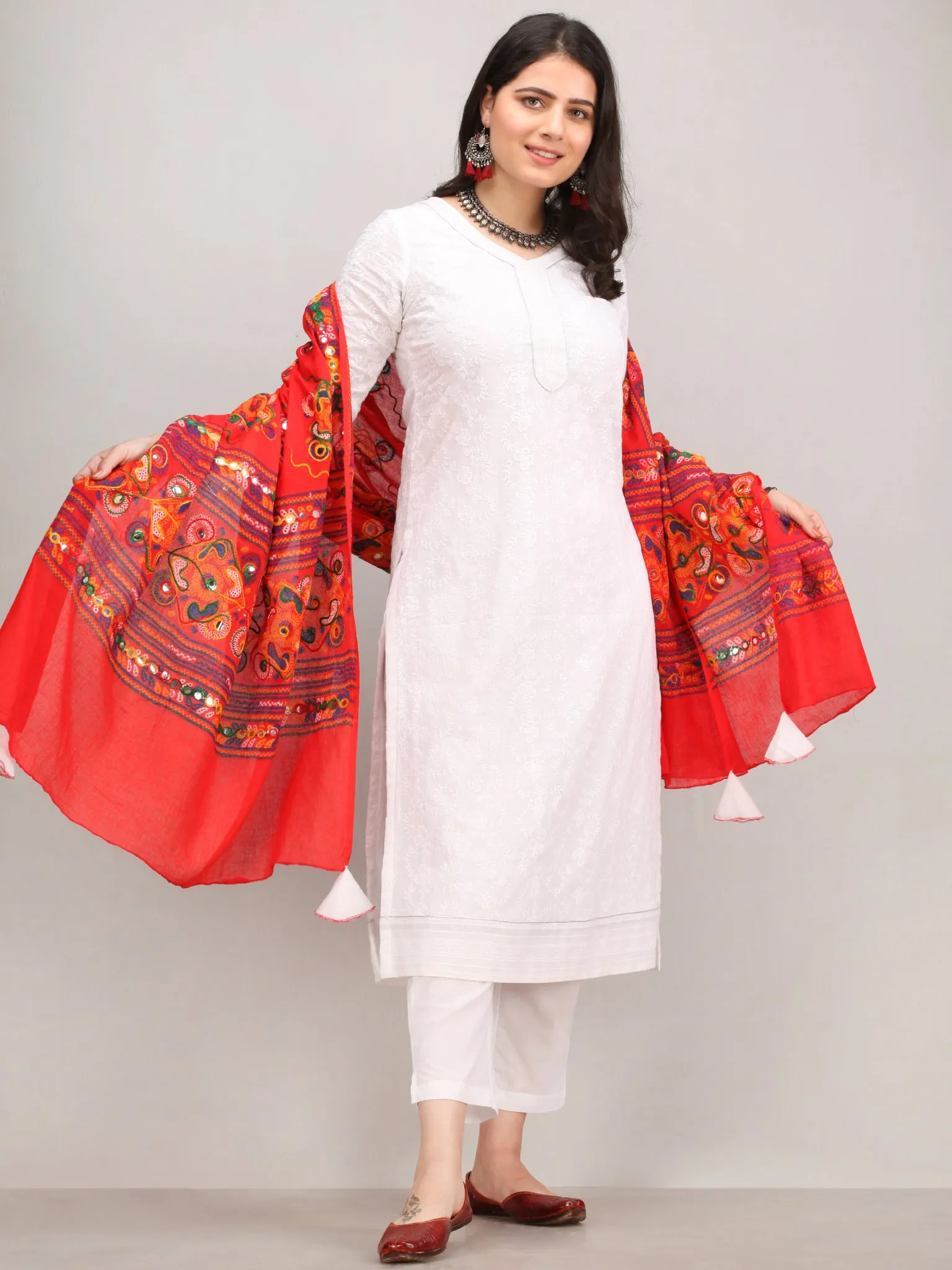 Noor Aifa -  Self Embroidered Kurta Pant Set With Mirror Work Dupatta - KS42BYYD2