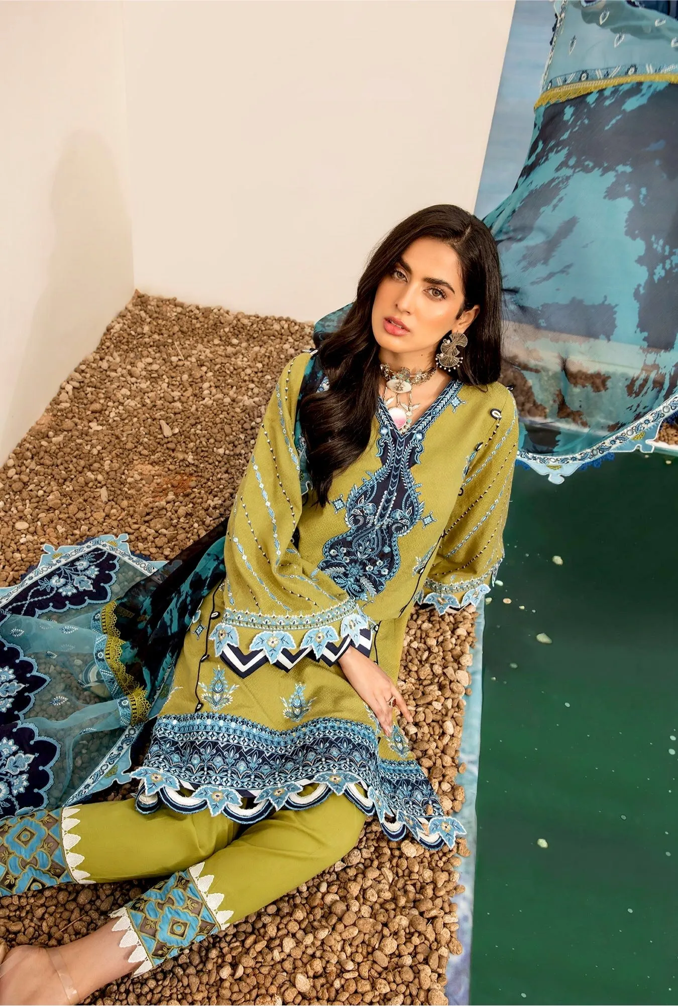 Noor by Saadia Asad Luxury Lawn Collection '21 – D7-A