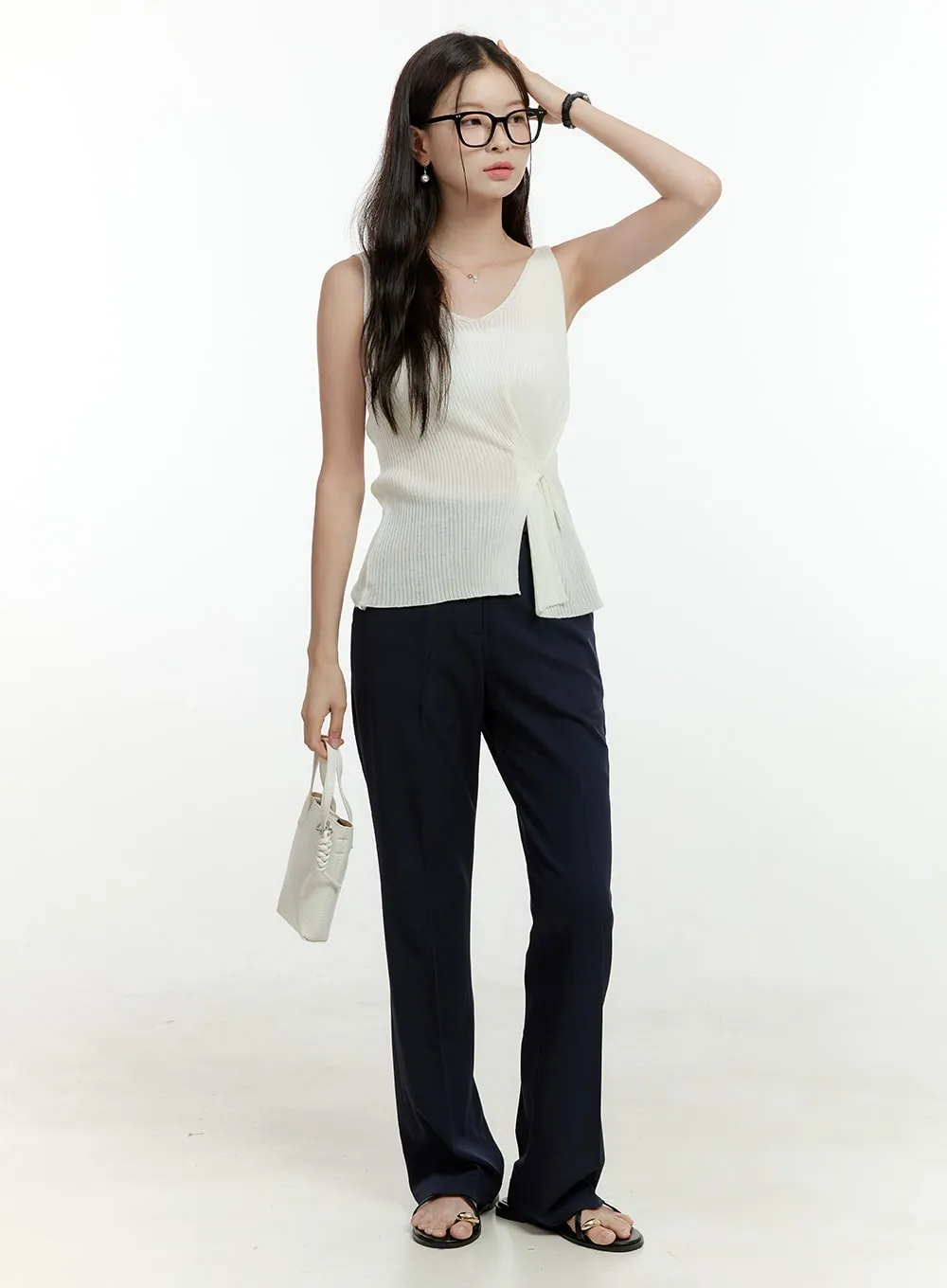 V-Neck Twisted Waist Slim Top OL430