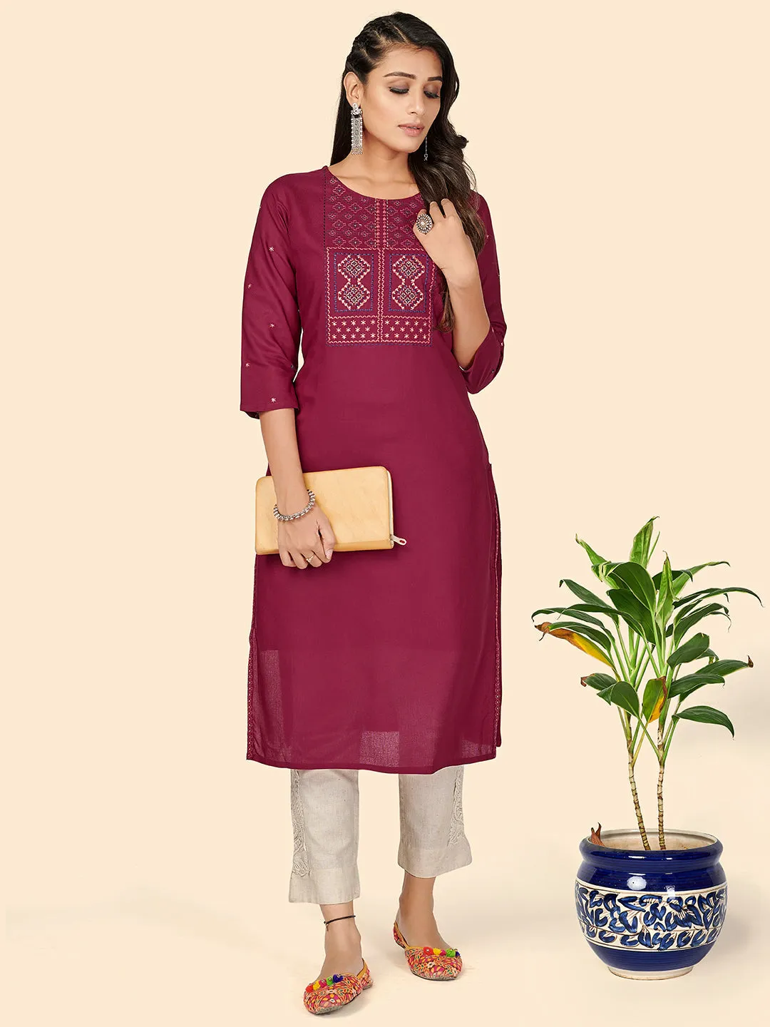 Women'S Dark Pink Embroidered Kurta- (1Pc Set)
