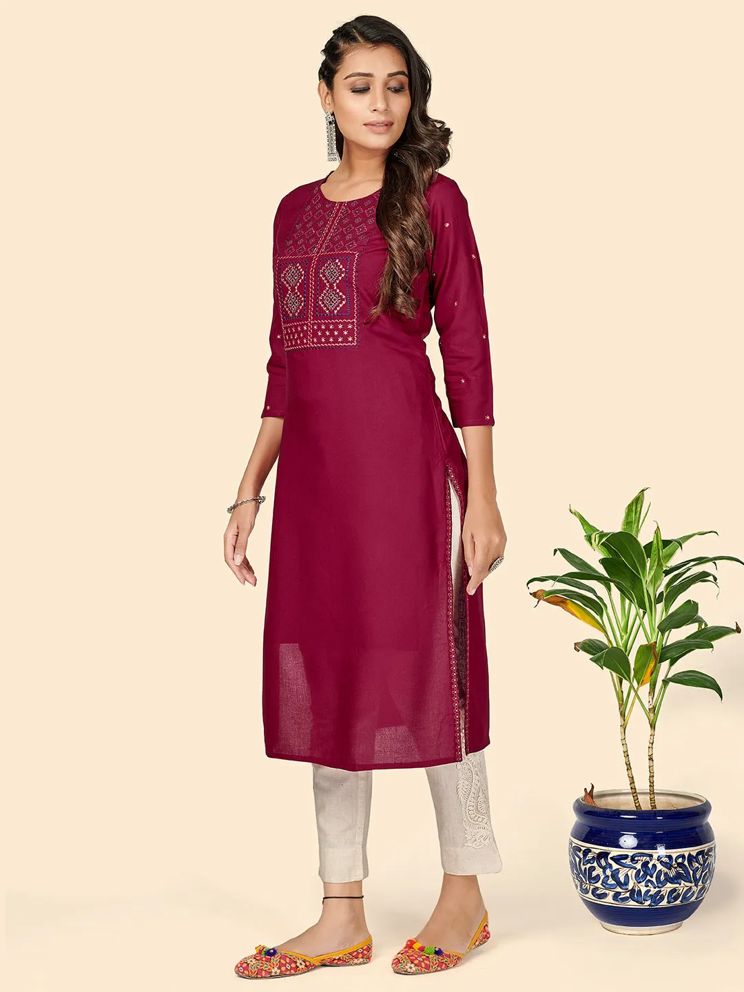 Women'S Dark Pink Embroidered Kurta- (1Pc Set)